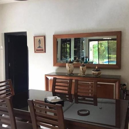Magnifique Villa Avec Piscine Chauffee Que Pour Famille Marrakesh Exteriör bild