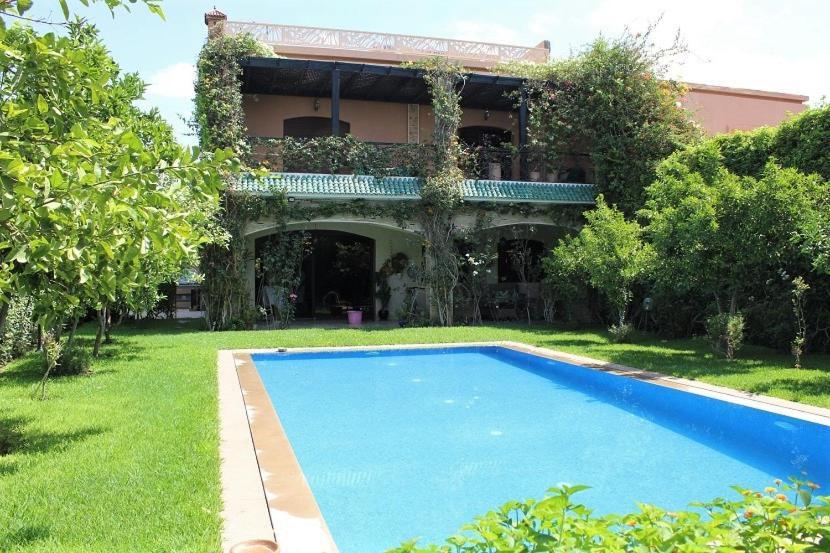 Magnifique Villa Avec Piscine Chauffee Que Pour Famille Marrakesh Exteriör bild