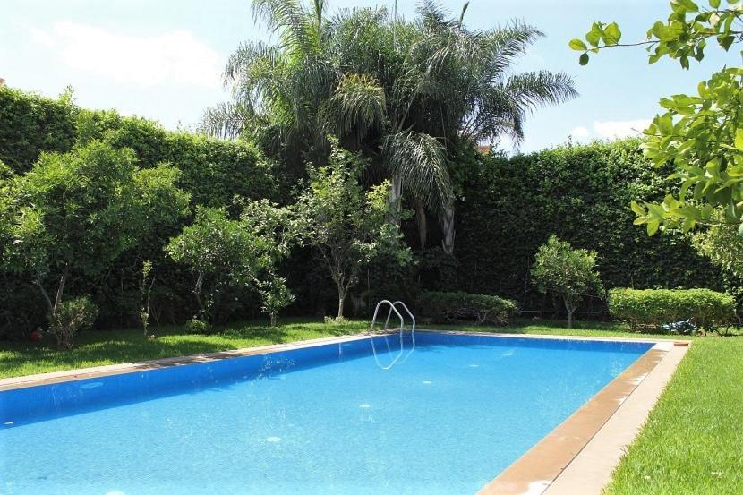 Magnifique Villa Avec Piscine Chauffee Que Pour Famille Marrakesh Exteriör bild